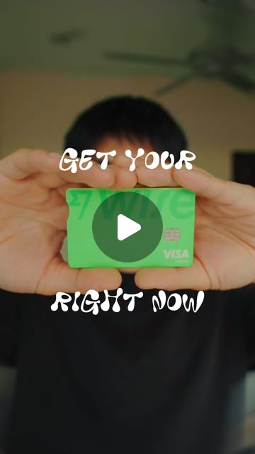 Jing Xian holding his green Wise card in his collaboration reel.